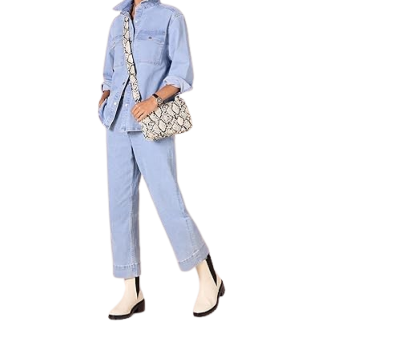 Minimalist Women's Crossbody Bag – Stylish & Lightweight Purse
