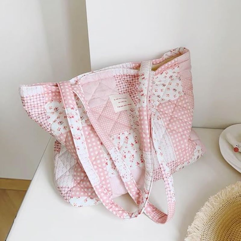 Small Floral Quilted Tote Bag with Zipper, Lightweight Women’s Handbag